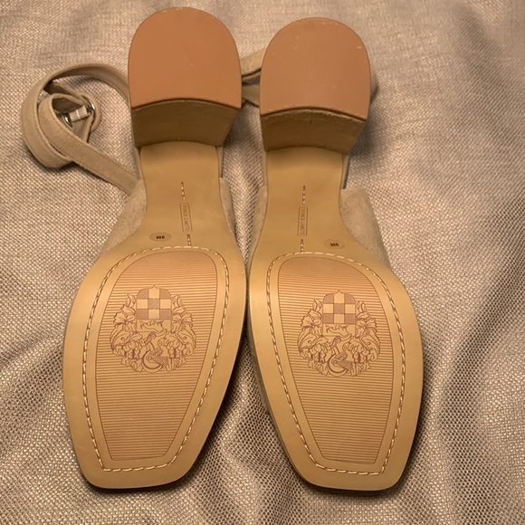 Vince Camuto Somerson Sandal - Picture 9 of 10